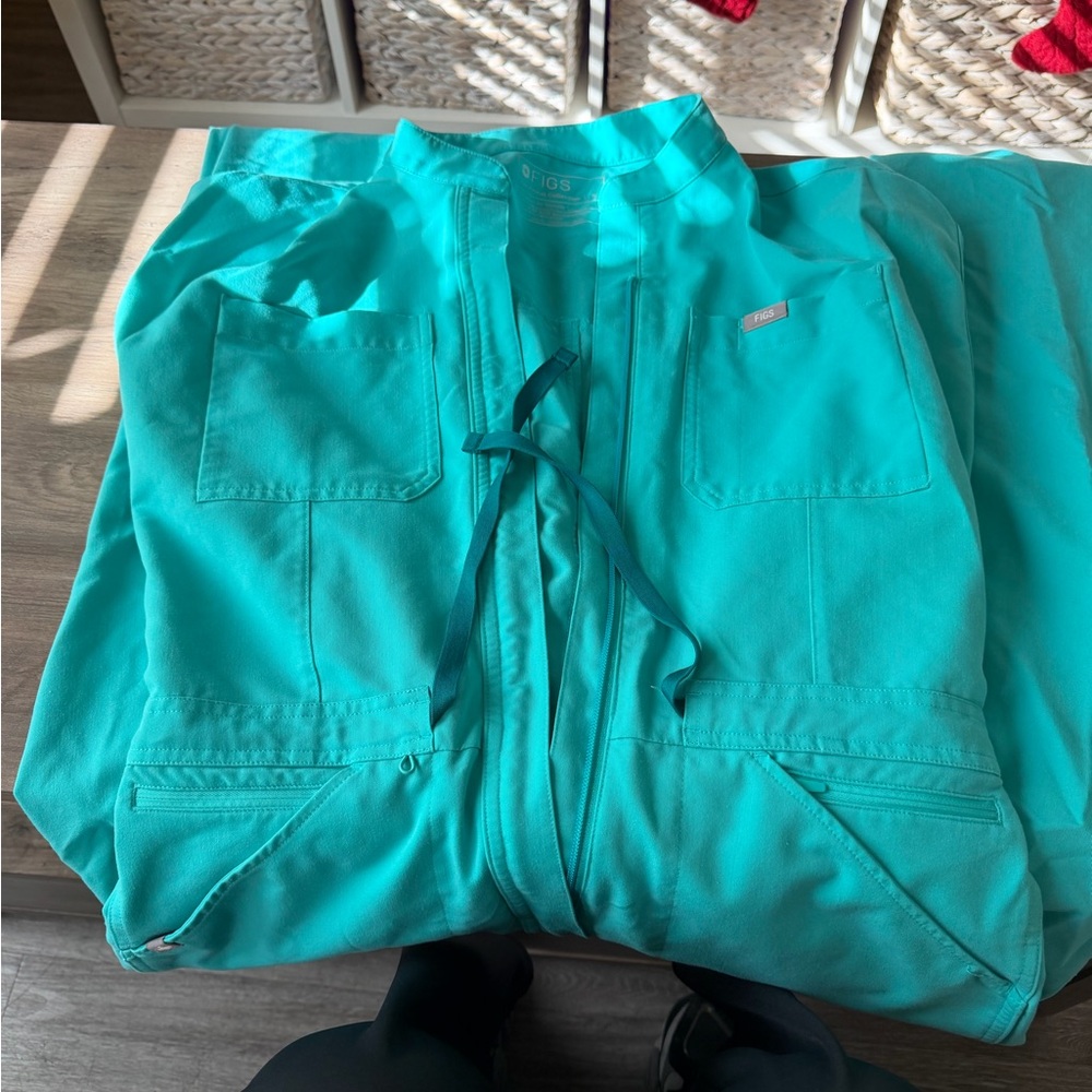 Figs Women's Scrub jumpsuit  in Teal jogger style
